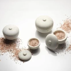 Bennett 7.25 X 6 Inch Storage Bowl With Lid, Large 16 Bennett 7.25 X 6 Inch Storage Bowl With Lid, Large -Furnitur Jamie Young 7benn lgwh 6